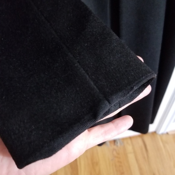 Coat - Picture 6 of 8